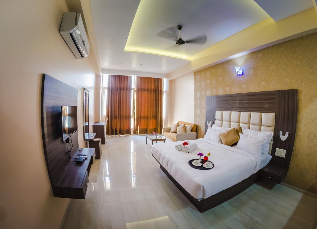 Ratnaa Resort Khamshet Exteriör bild